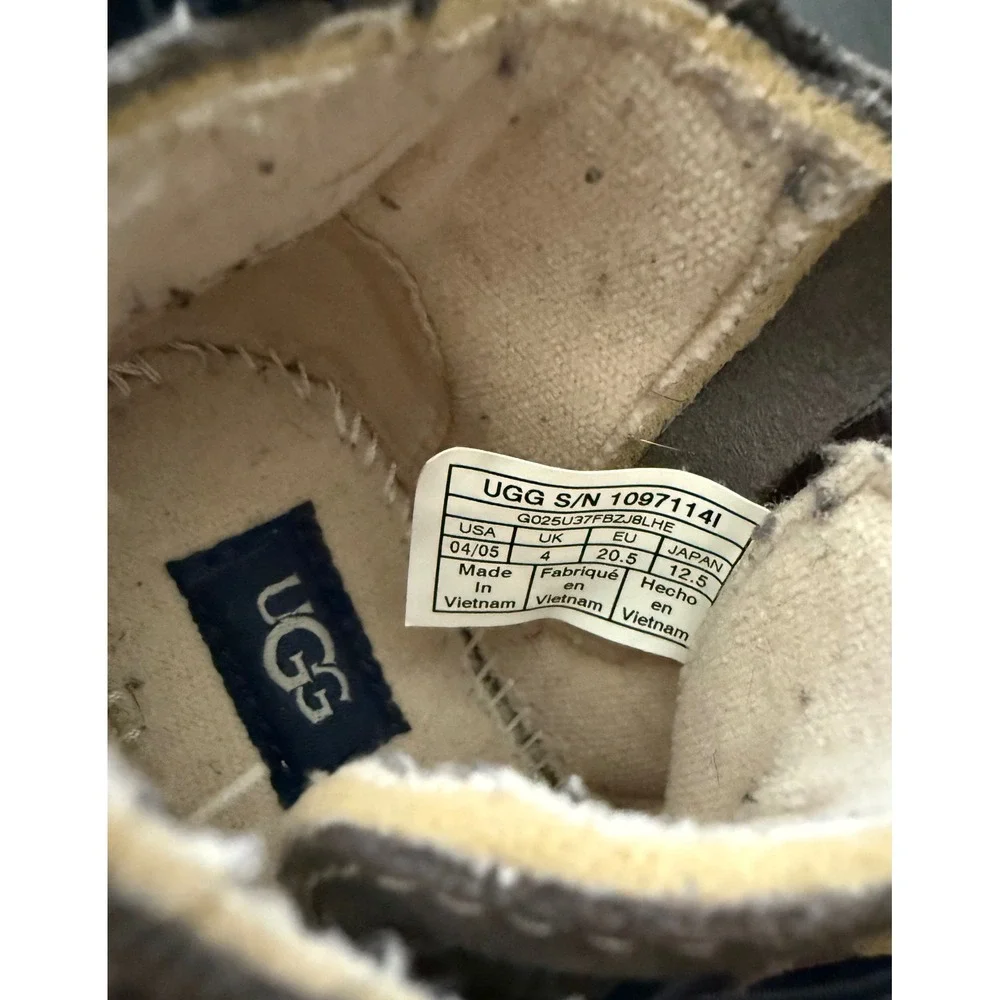 UGG Toddler Suede Kristjan Chukka Boot Size 4/5 Gray Leather Baby Easy Side-Zip